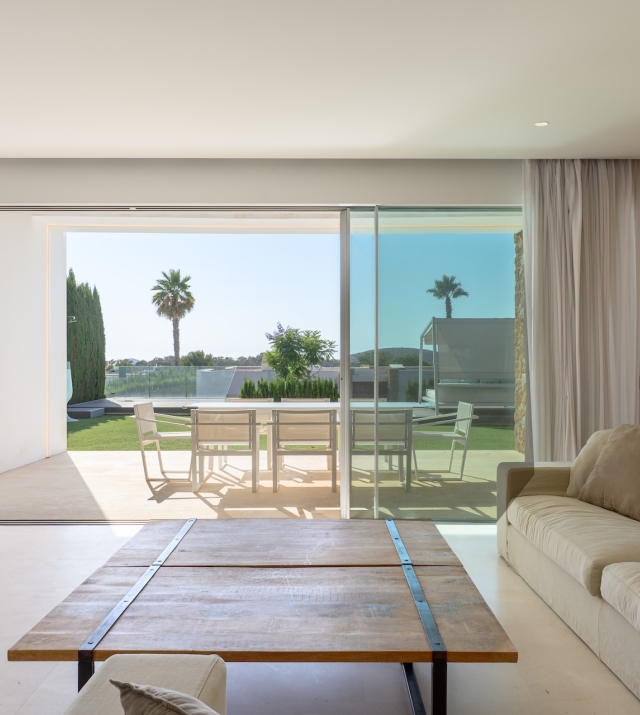 Resa Estates te koop sale Cala Comte interior 3.jpg